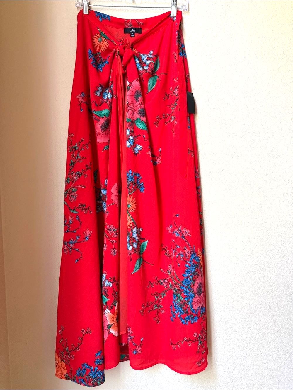 Lulus Bloom With a View Red Floral Print Wrap Maxi Slit Skirt Vacation Med